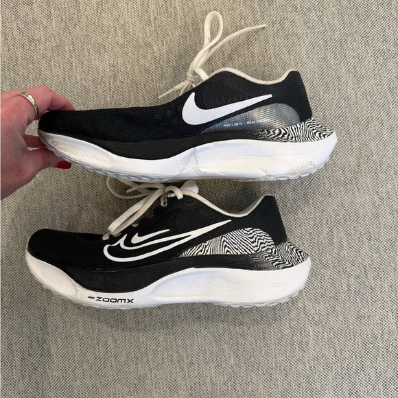 Nike Zoom Fly Running Shoe - Picture 8 of 13